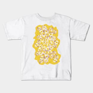 daisies pattern Kids T-Shirt